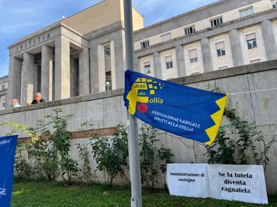 Comunicato stampa:Processo a Gigi Monello:una vicenda simbolo di ingiustizia e una richiesta di cambiamento
