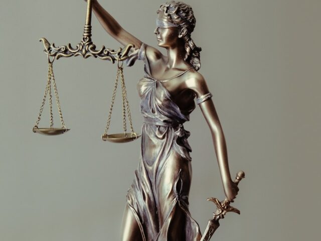 Dopo mezzo secolo la sentenza della Corte Costituzionale: la normativa che regola il TSO viola la Costituzione